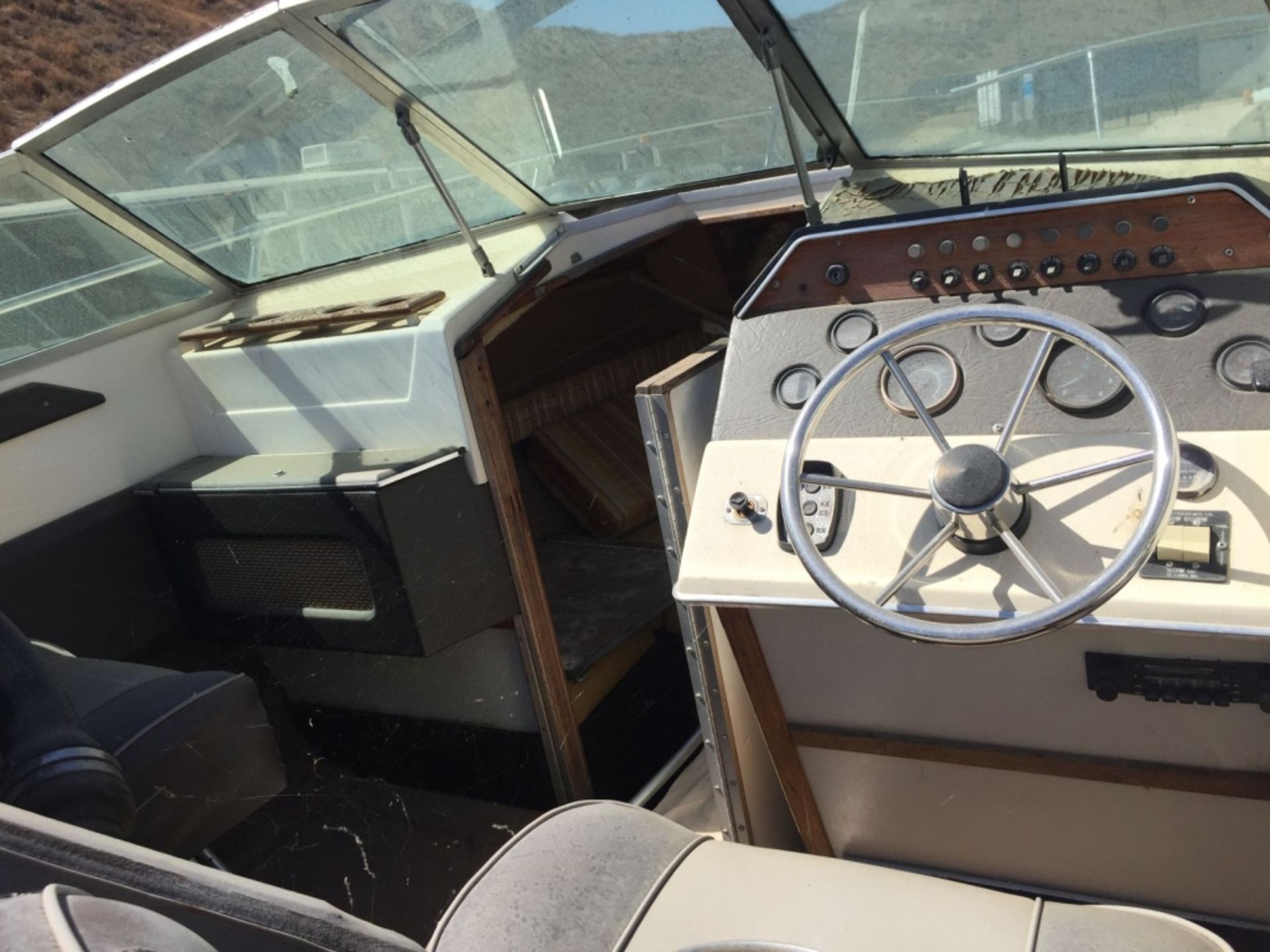 Sea Ray 21' Cabin Crusier Boat, - Image 21 of 36