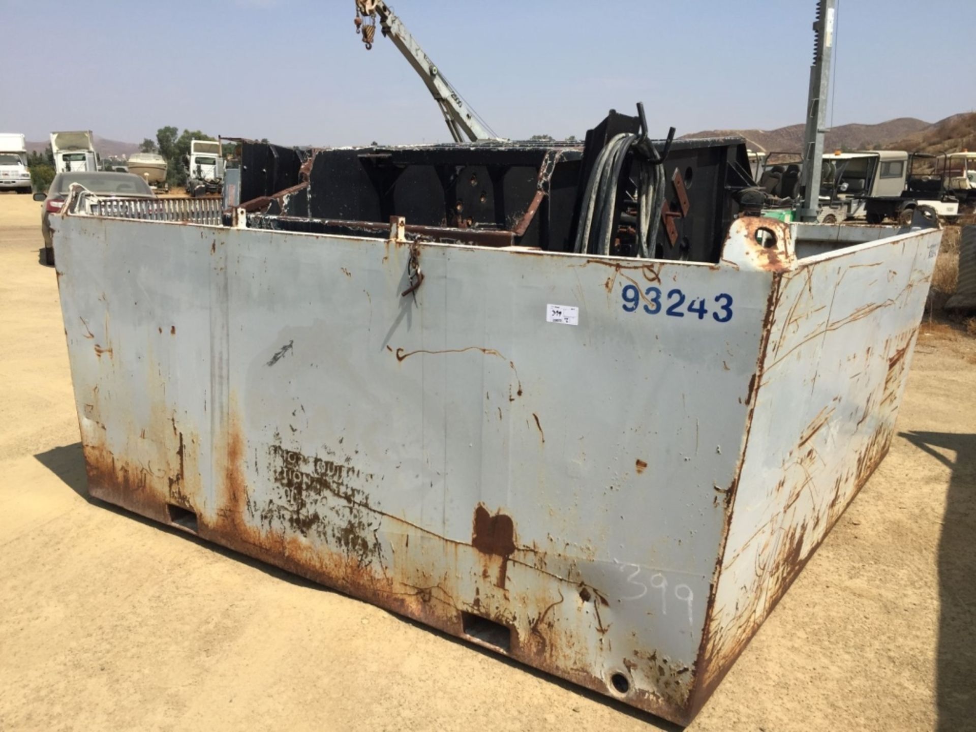 25 Yard Sludge Containment Bin. - Image 3 of 16