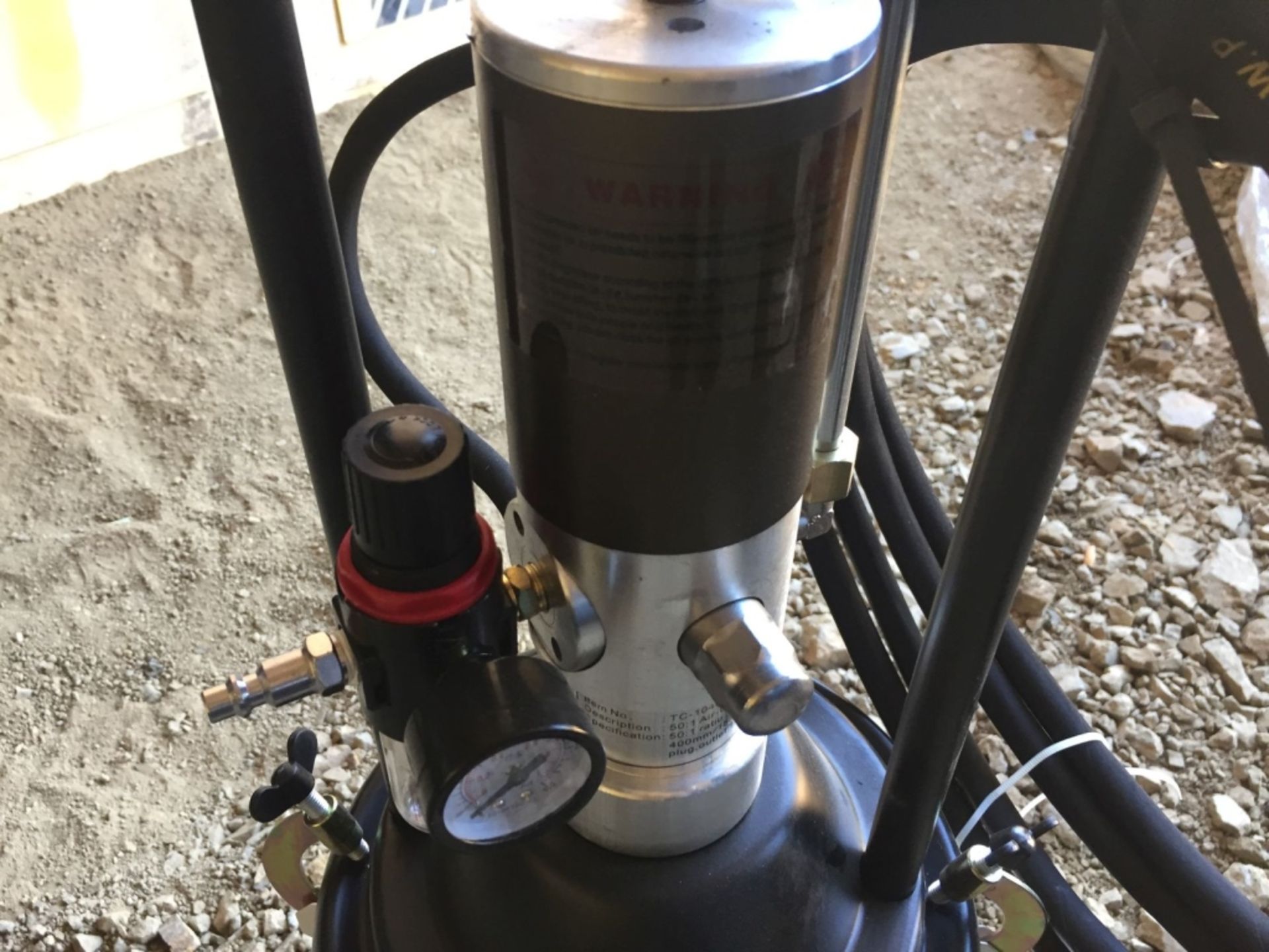 Unused 2020 Grease Buddy Pneumatic Grease Pump. - Image 3 of 8