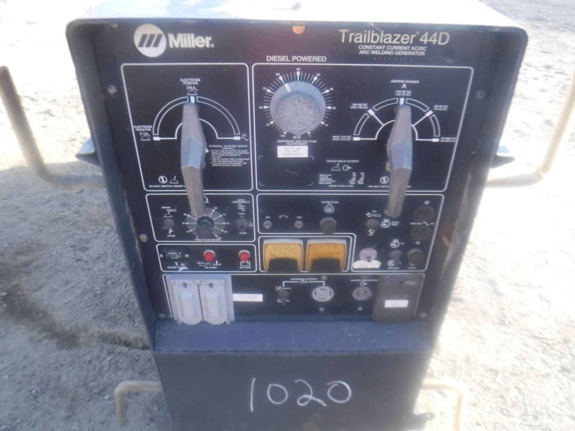 3Miller Trailblazer 44D 300 AMP ARC Welder / - Image 5 of 10