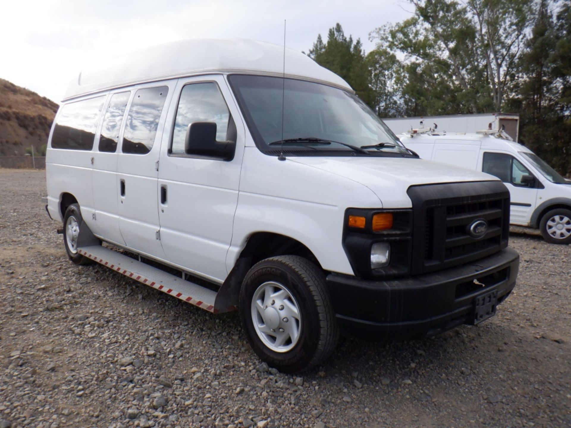 2010 Ford E150 Econoline Handicap Transportation - Image 6 of 90