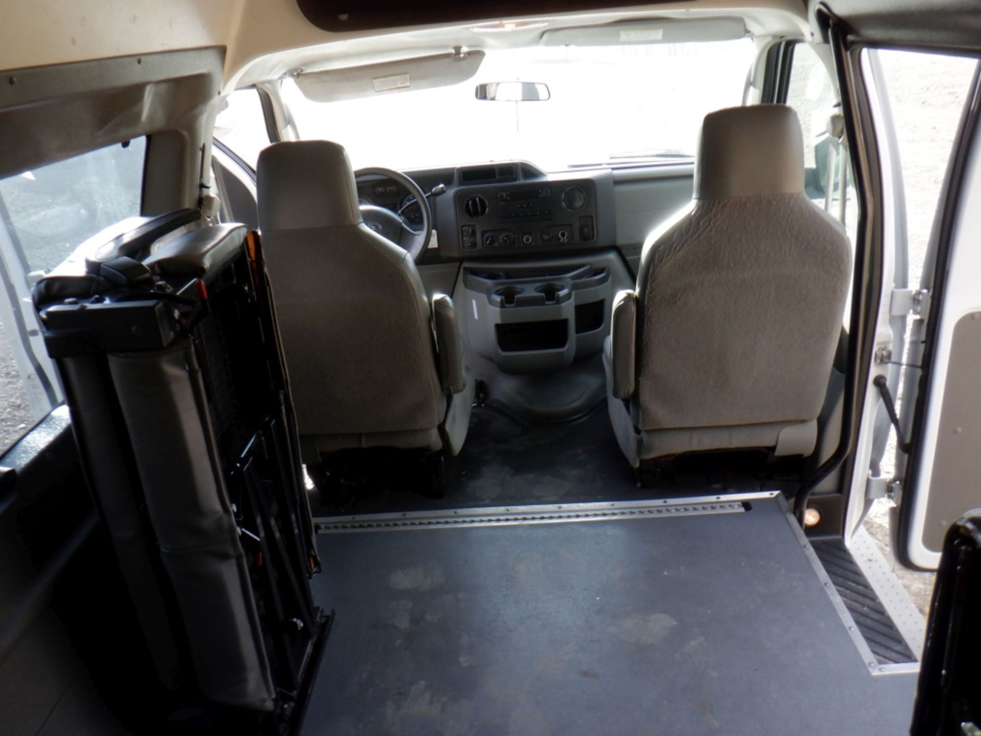 2011 Ford E150 Econoline Handicap Transportation - Image 24 of 66