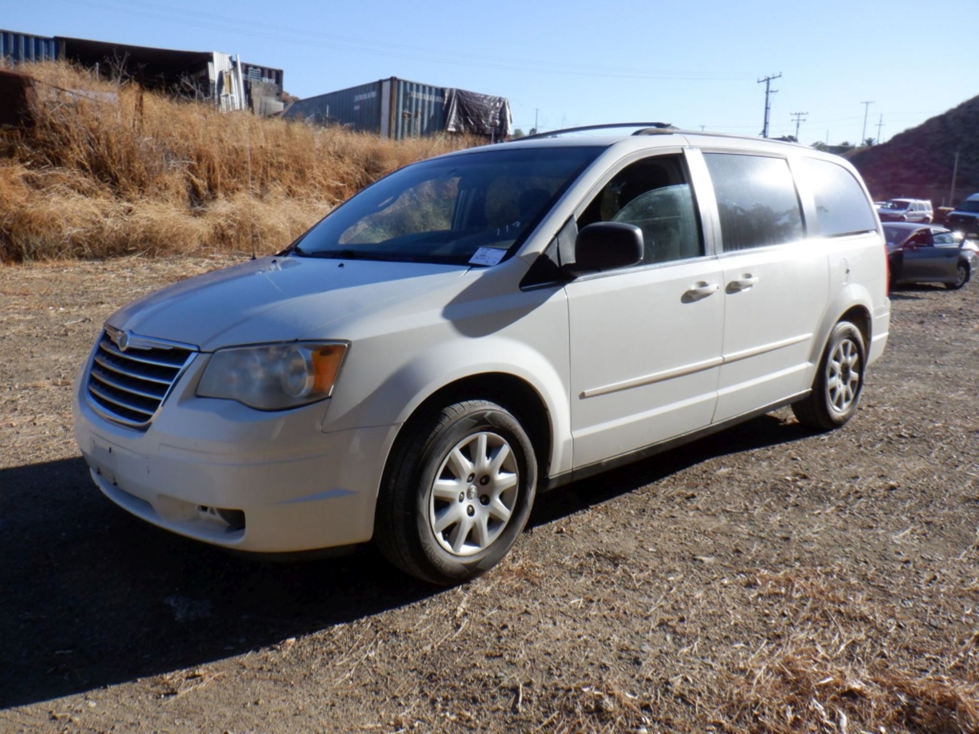 2010 Chrysler Town & Country LX Mini Van, - Image 2 of 34