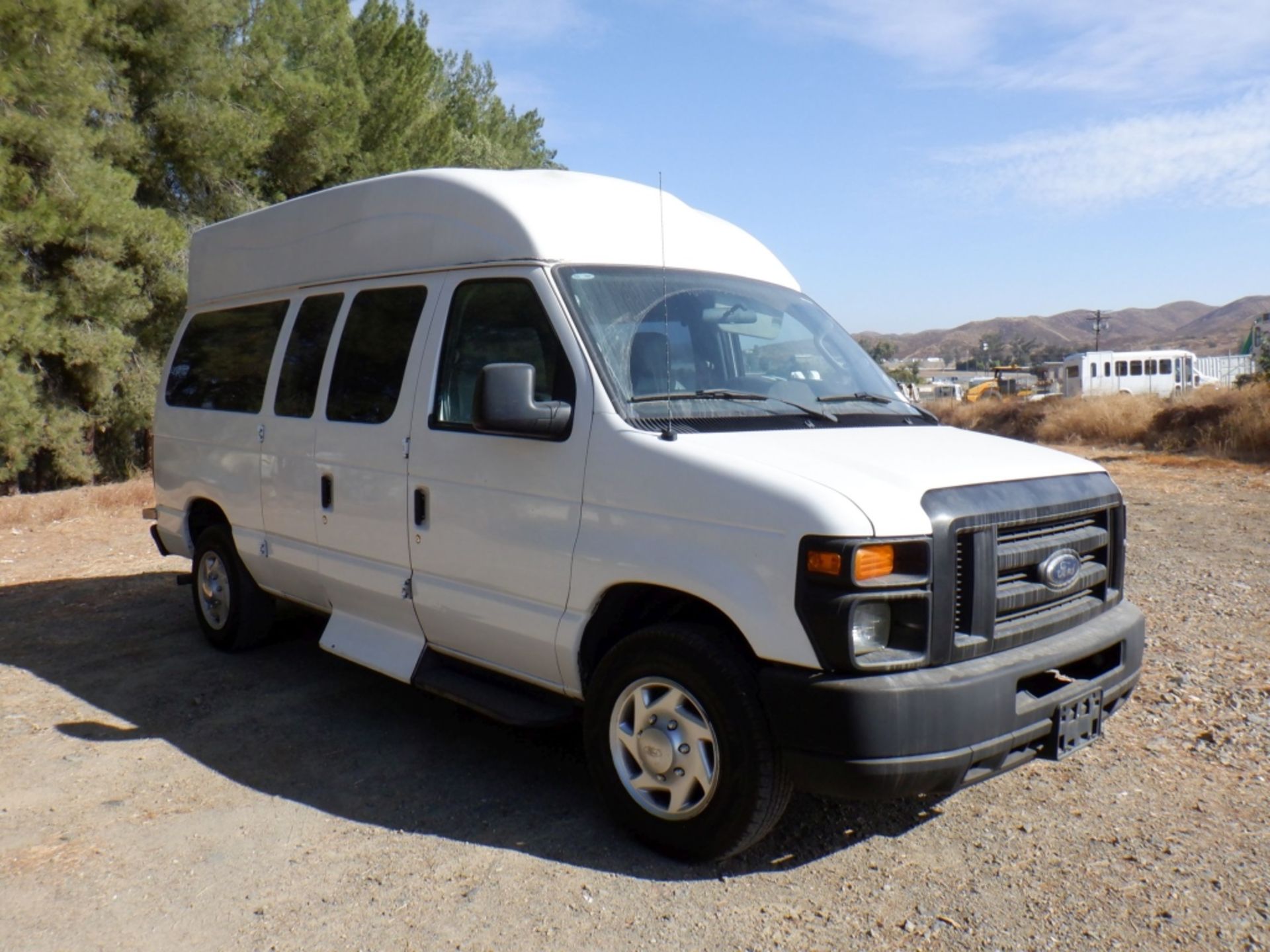 2010 Ford E150 Handicap Transport Van, - Image 2 of 25