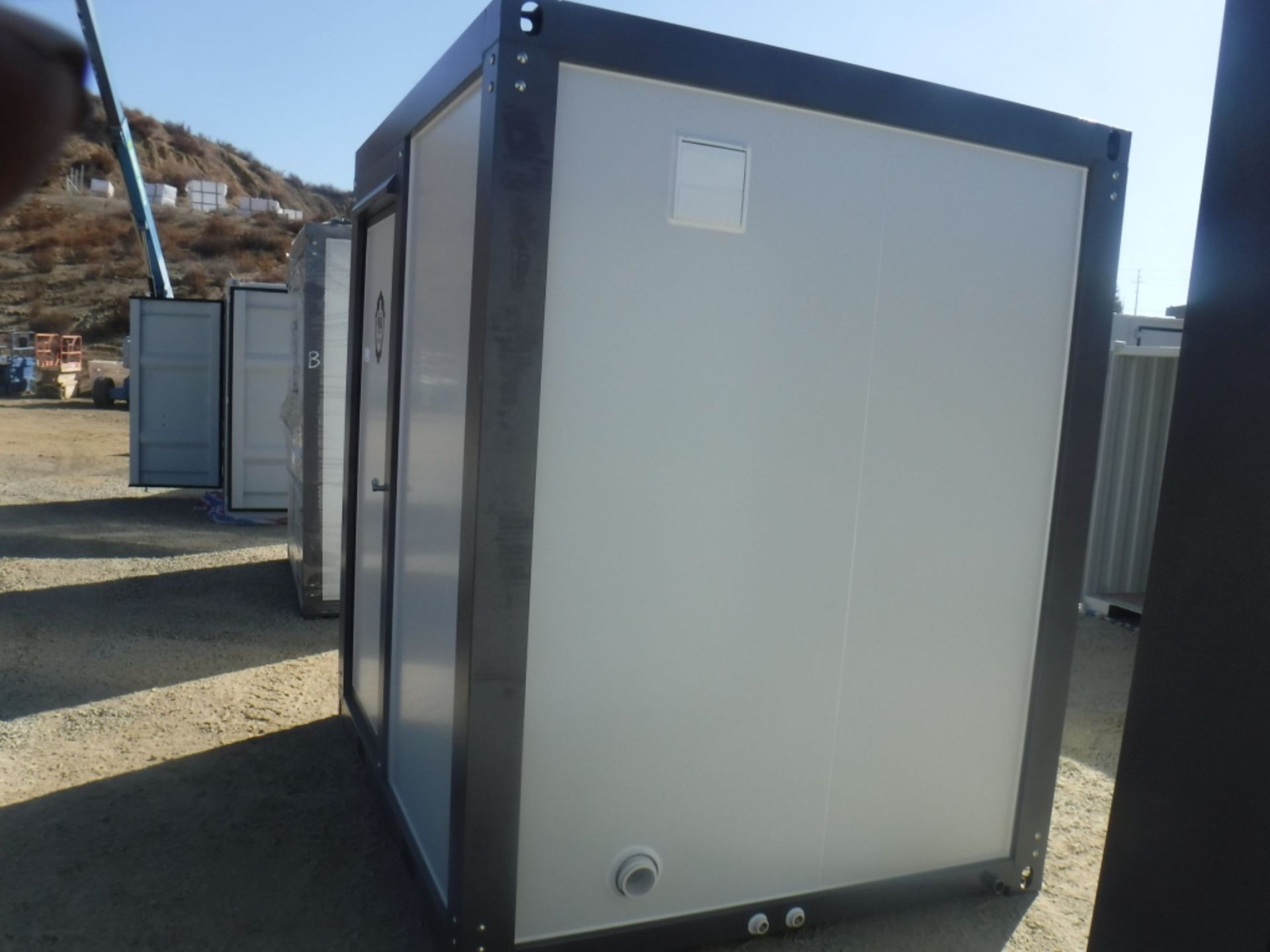 Unused 2020 Bastone Portable Toilet, Sink, - Image 4 of 13