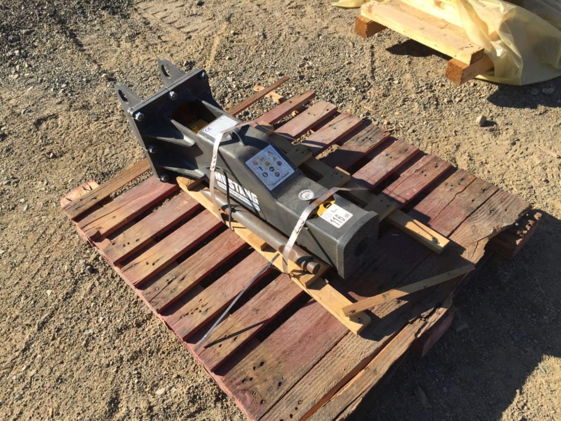 Unused 2020 Mustang HM100 Hammer Attachment, - Image 3 of 6