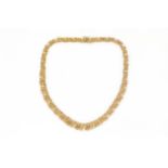 18 krt. gouden design collier, jaren '60, lengte: 44 cm., gewicht: 50 gram