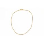 18 krt. geelgouden collier met 14 krt. gouden slot, lengte: 40 cm., gewicht: 10,8 gram<