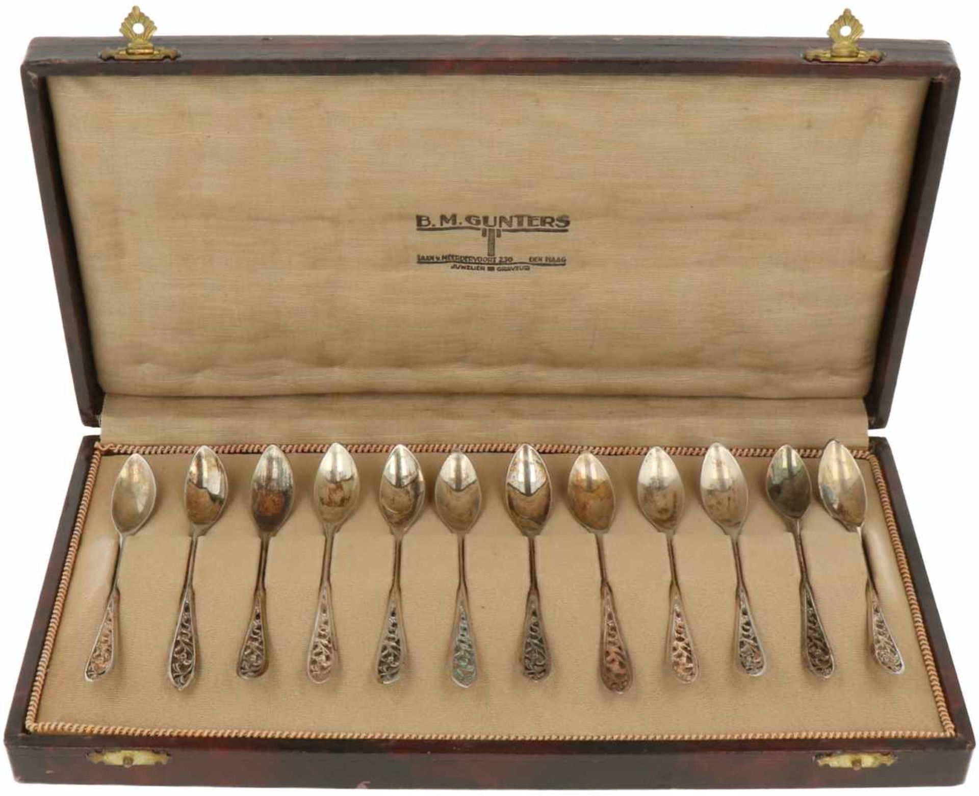 (25) Piece set of silver tea spoons and pie forks. - Bild 2 aus 3