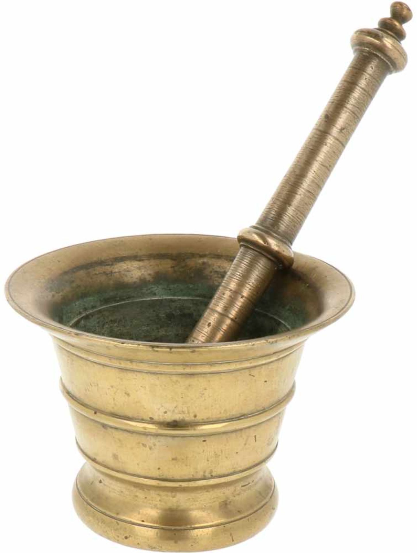 A bronze pestle and mortar. 18th century.