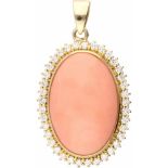 Pendant yellow gold, ca. 0.74 carat diamond and 'peau d'ange' coral - 14 ct.