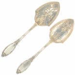 (2) Piece set of silver serving flatware pieces.