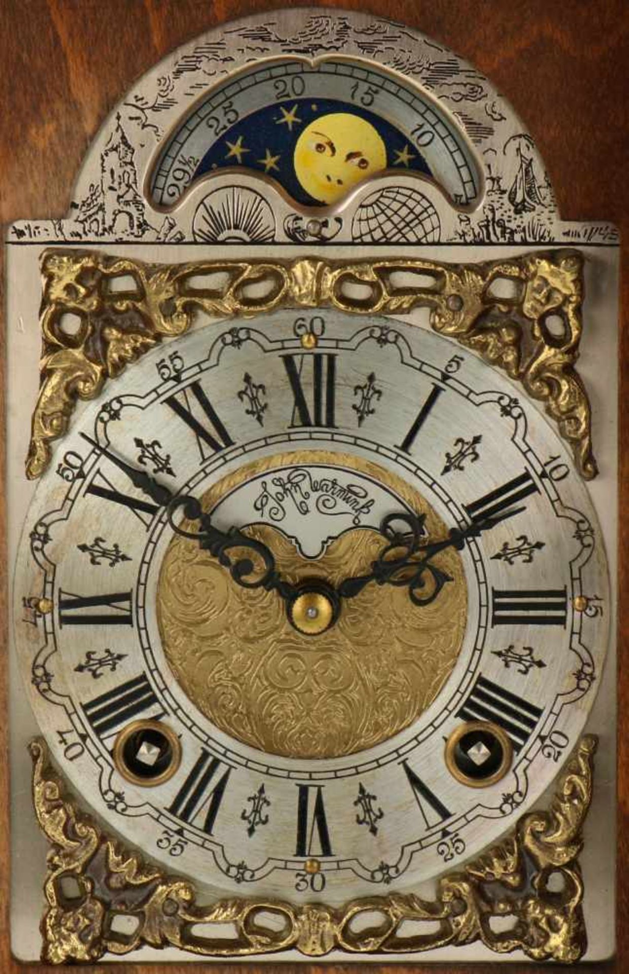 A wood table clock with bronze ornaments. Warmink, mid 20th century. - Bild 2 aus 4