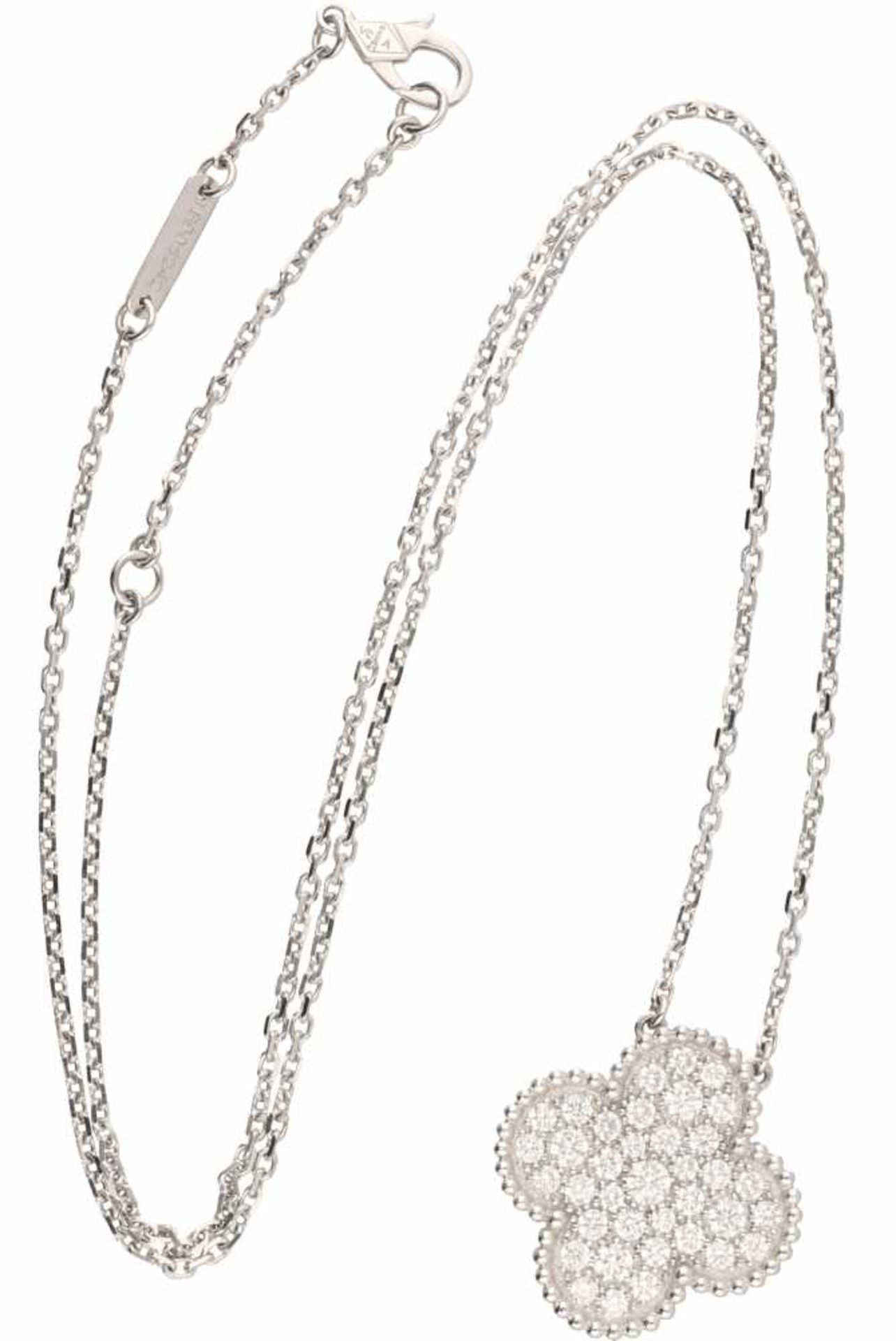 Van Cleef & Arpels necklace with Magic Alhambra pendant white gold, ca. 0.88 carat diamond - 18 ct. - Bild 4 aus 7