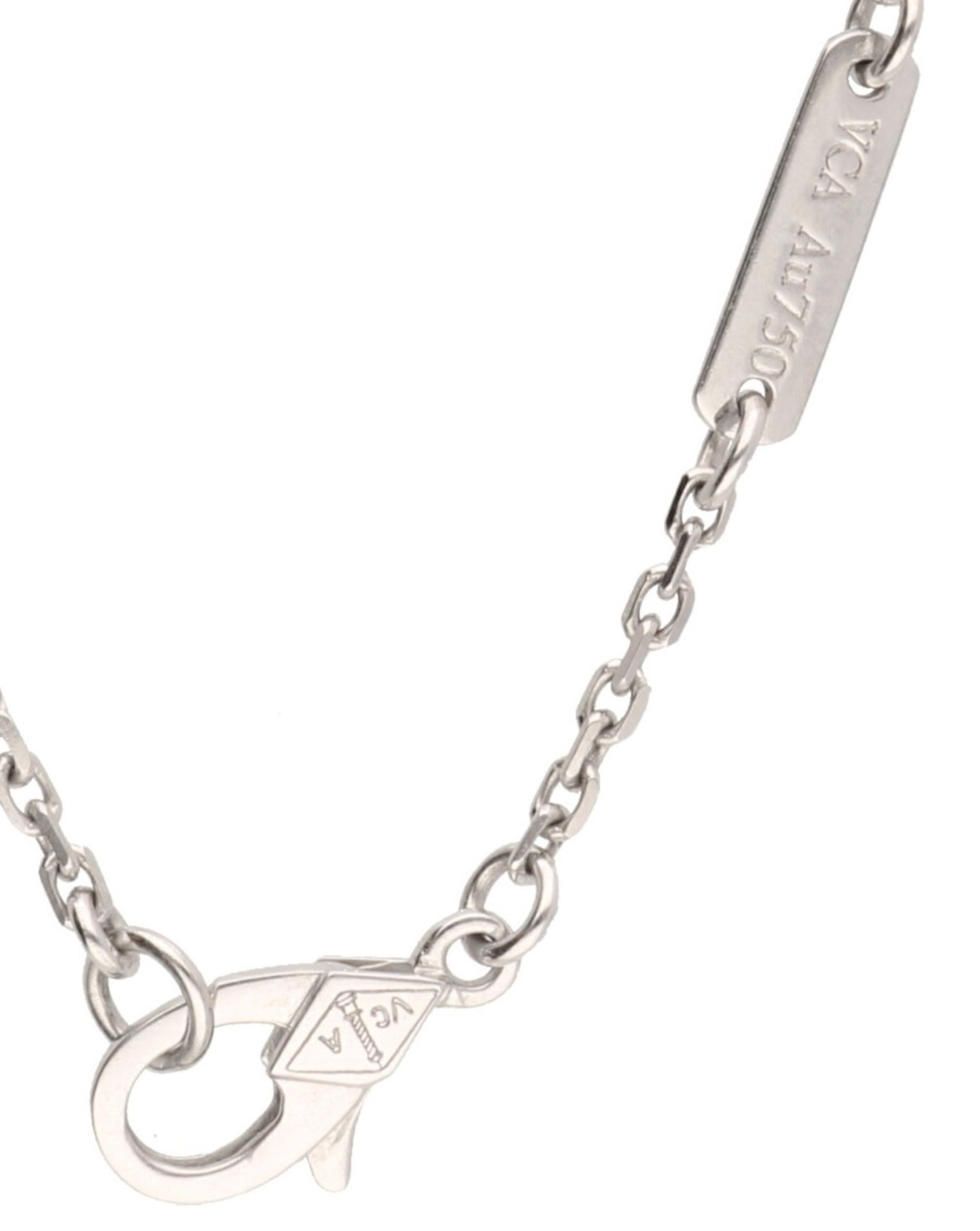 Van Cleef & Arpels necklace with Magic Alhambra pendant white gold, ca. 0.88 carat diamond - 18 ct. - Bild 7 aus 7
