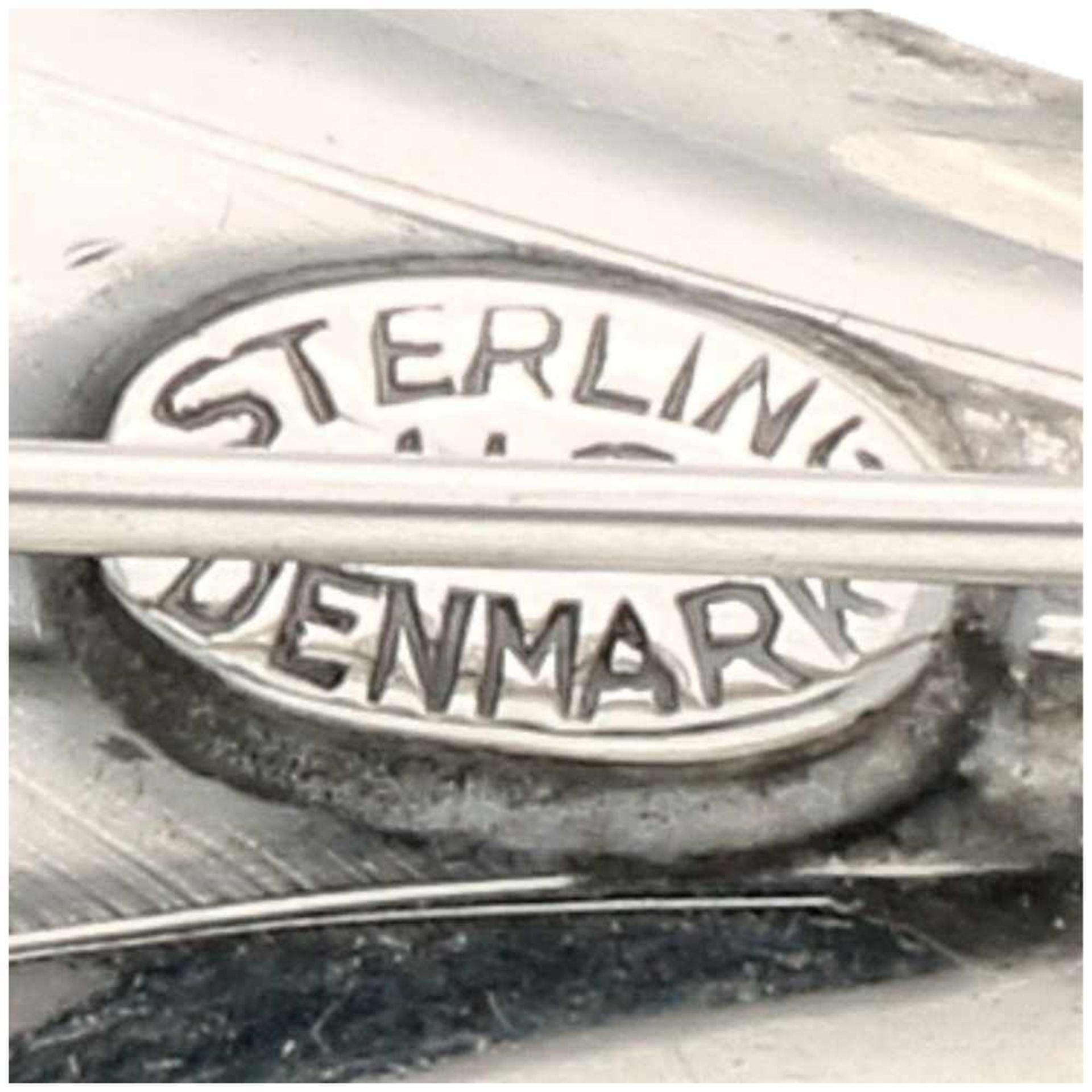 Zilveren Hermann Siersbol broche - 925/1000.Denemarken. LxB: 4 x 4,1 cm. Gewicht: 5,4 gram.Silver - Bild 3 aus 3