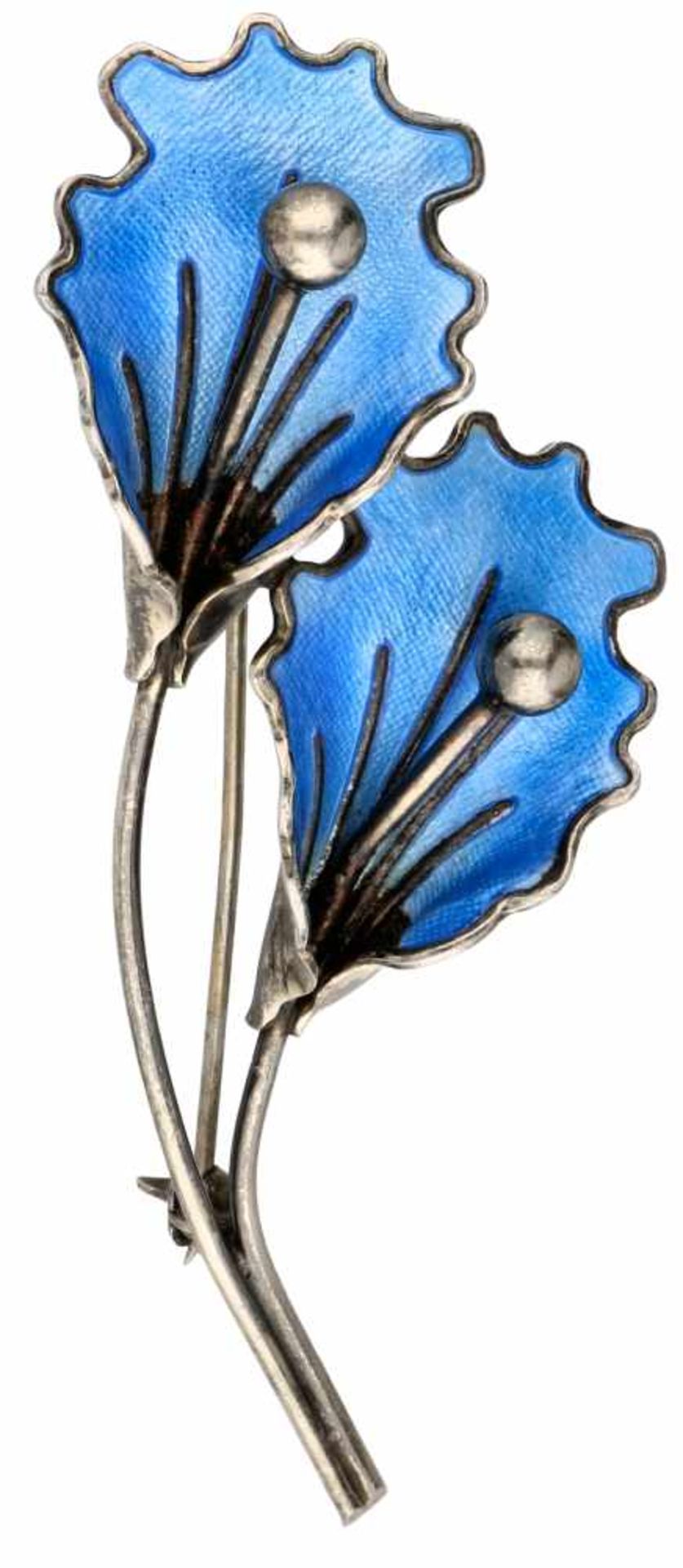 Zilveren Aksel Holmsen broche, blauwe emaille - 925/1000.Noorwegen, Sandefjord. LxB: 8,1 x 3,2 cm.