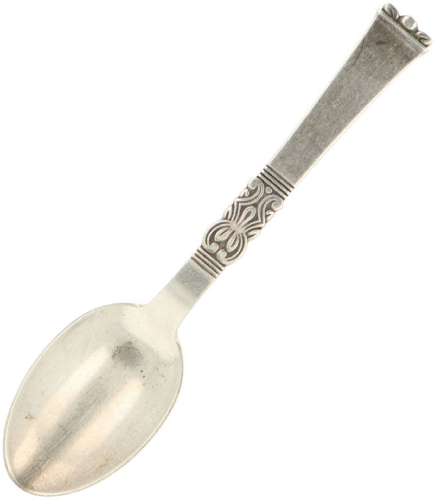 Gelegenheidslepel zilver.Strakke lepel met traditionele versieringen. Denemarken, Slagelse, S.A.J.