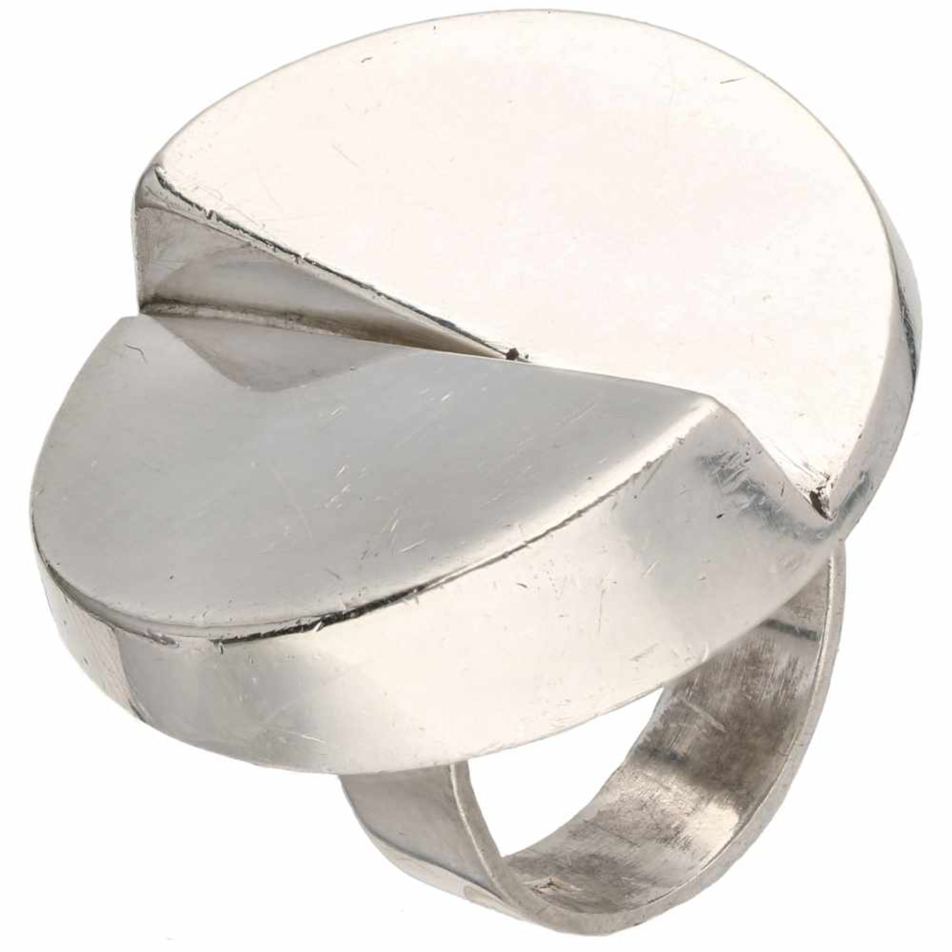 Zilveren design ring - 925/1000.Finland, 1972. Met keur: van Kempen en Begeer. Ringmaat: 17 mm.