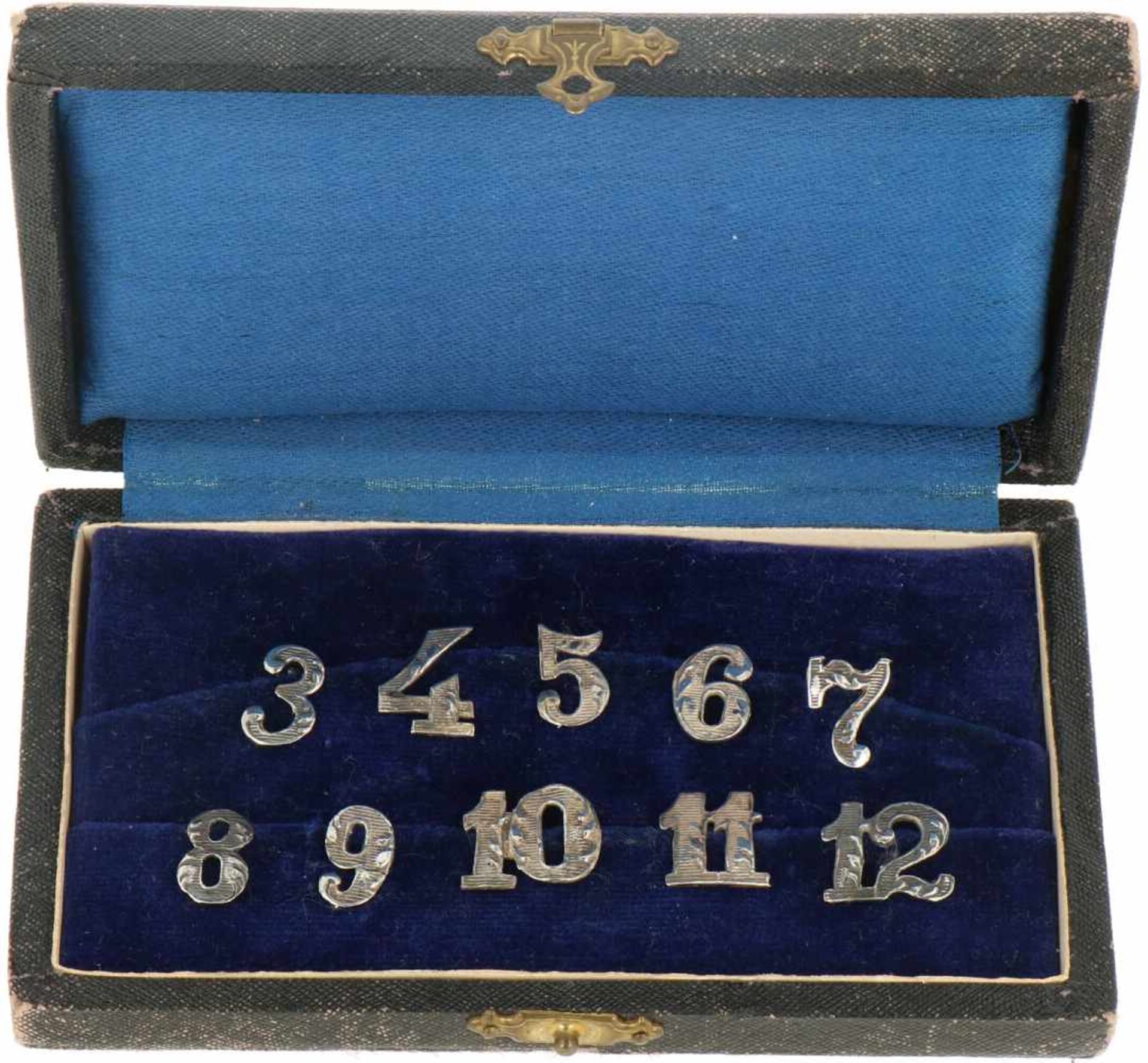 Glasnummers zilver.Nummers 3-12. Nederland, 20e eeuw, Keurtekens: zwaardje - gebruikssporen. 54,9