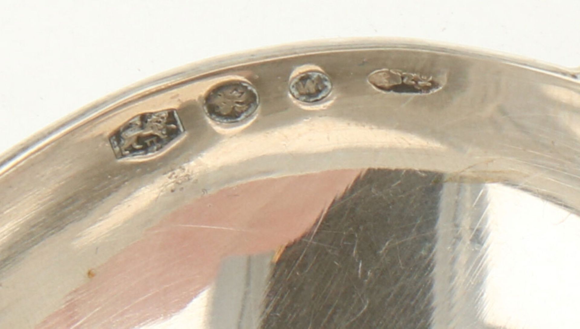 Gelegenheidslepel zilver.Uitgevoerd met gevlochten steel en ooievaar. Nederland, Schoonhoven, J. - Bild 3 aus 3