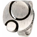 Zilveren Sten & Laine ring - 925/1000.Finland, 1977. Ring is verstelbaar. Ringmaat: 18,25 mm.