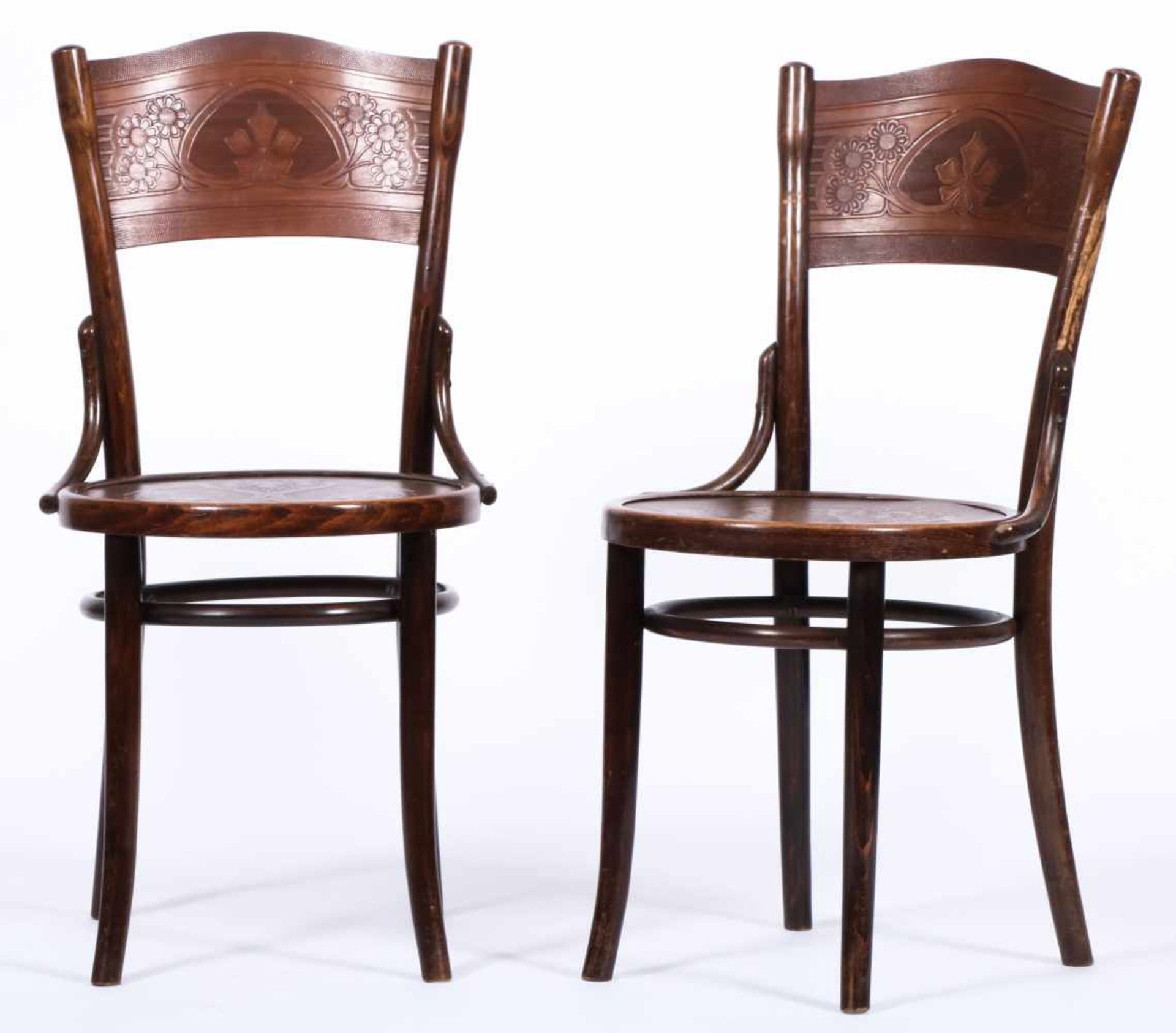 (2) Delige set Thonet stoelen model 219, Hongarije, ca. 1920.