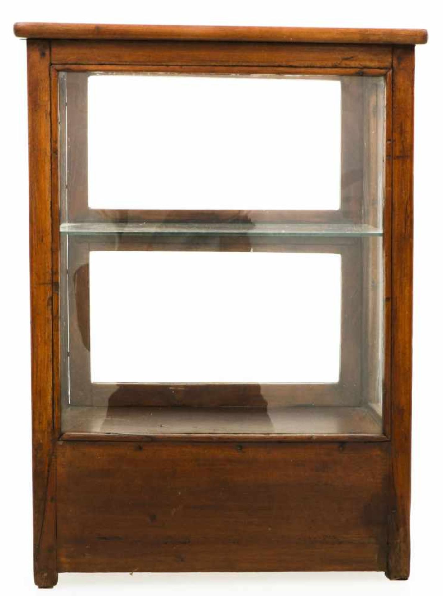 Een vitrinekastje, gebeitst grenen, 20e-eeuw. - Image 3 of 3