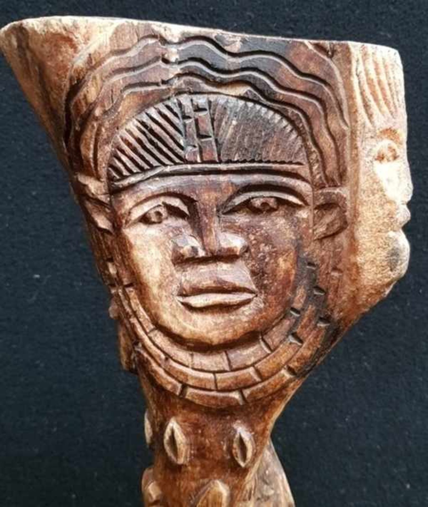 (Etnografica) Tribale kunst een beeld gemaakt van been, vermoedelijk Afrikaans, 20e eeuw - Bild 5 aus 7