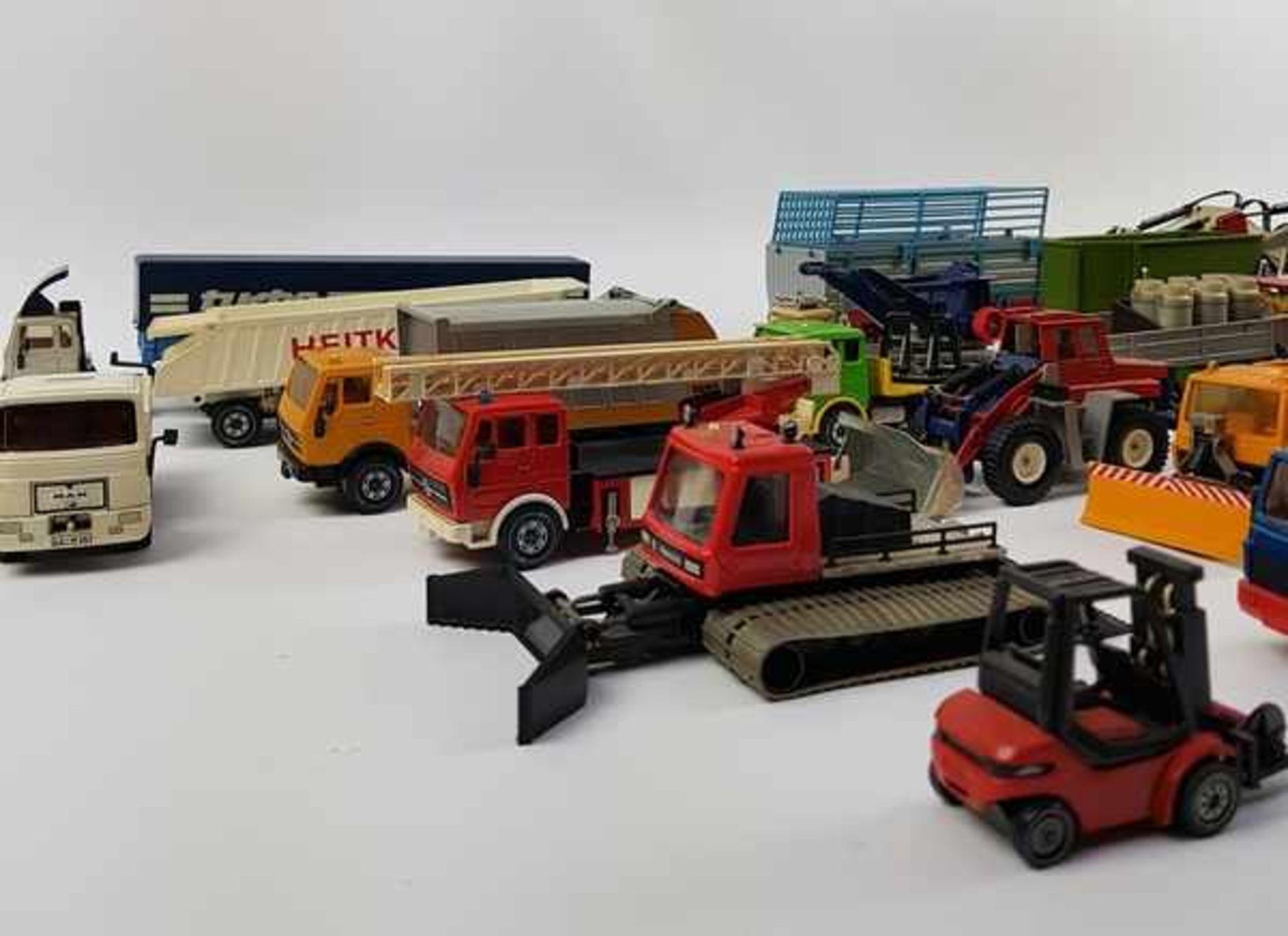 (Speelgoed) Divers lot Siku miniatuur o.a. bouwmachines en vrachtwagens - Bild 2 aus 6