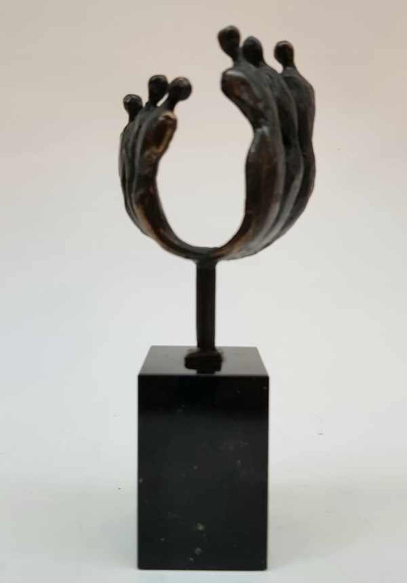 (Kunst) Beelden brons, gesigneerd CanBeeld met twee figuren is gesigneerd met Can, Corry van - Image 10 of 13