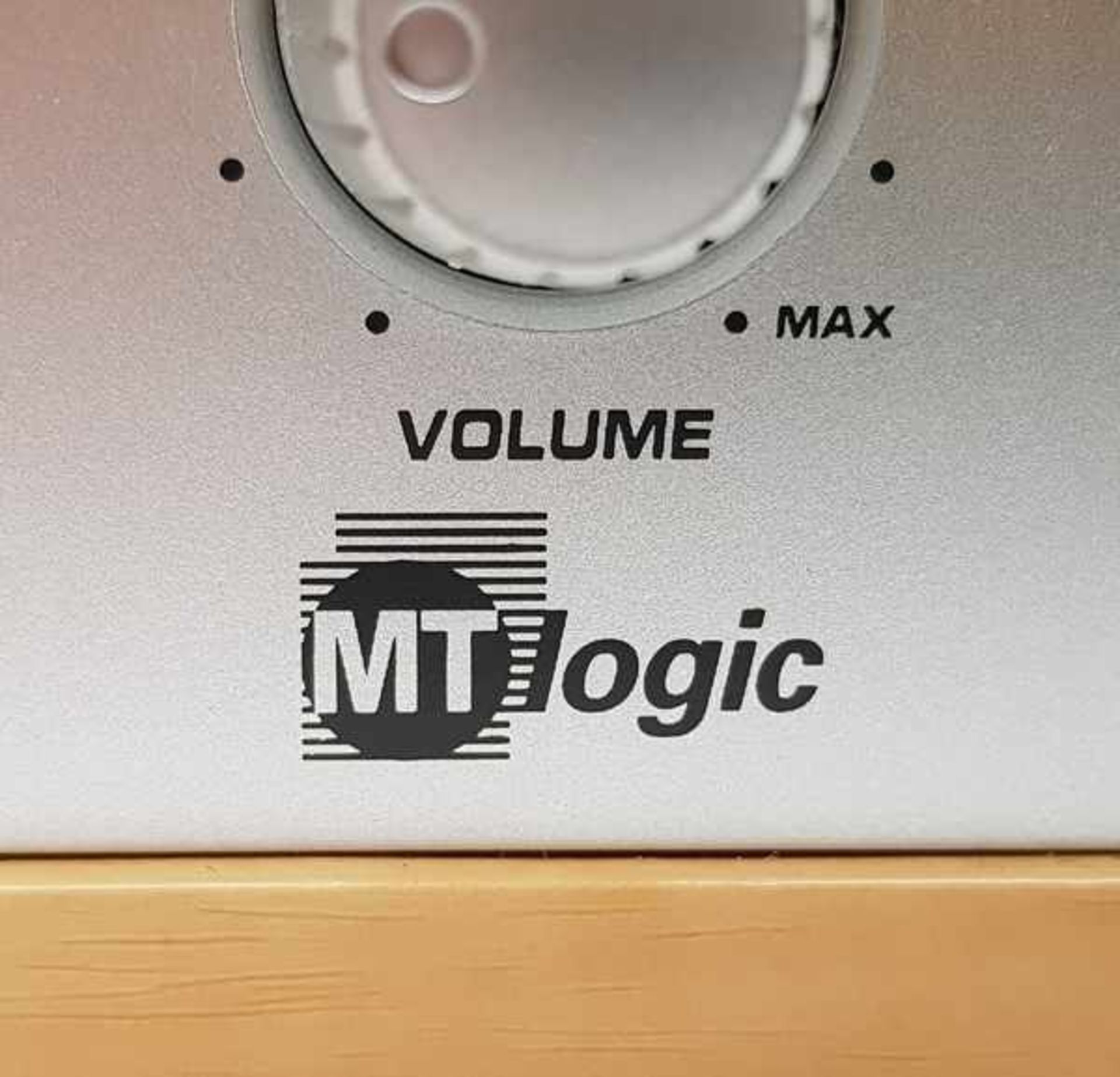 (Design) Radio MT LogicRadio MT Logic fm/am 220 volt. Conditie: Goed, in werkende staat. Afmetingen: - Bild 7 aus 7