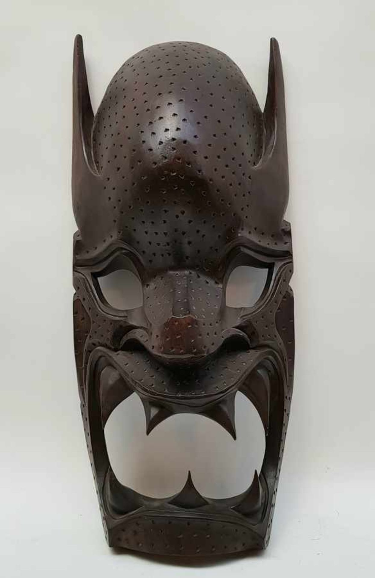 (Etnografica) Houten masker FillipijnenHouten masker Fillipijnen, voor 1975. Conditie: In goede