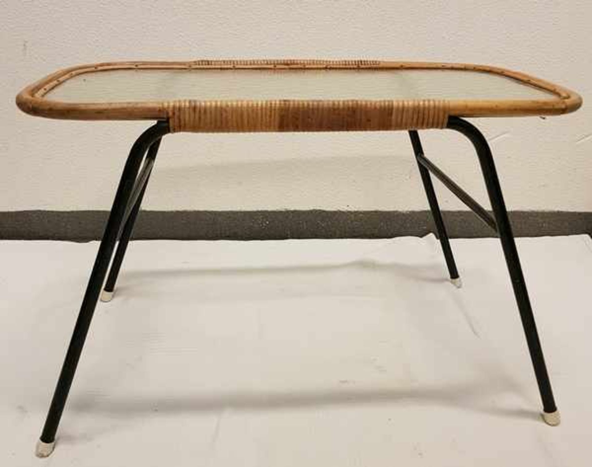 (Design) Lot diverse rotan meubelen van Rohé, NoordwoldeRotan meubelen bestaande uit drie stoelen, - Bild 8 aus 12