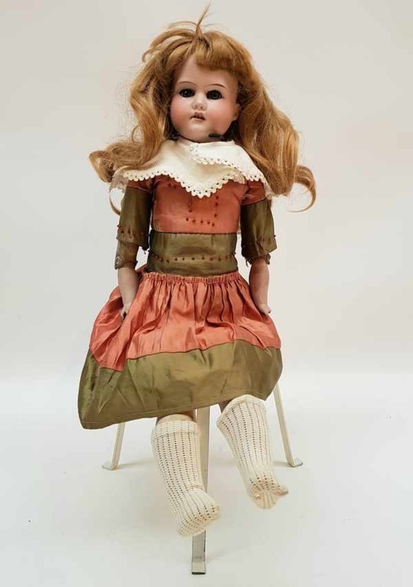(Speelgoed) Antieke popAntieke pop gemerkt zie foto, biscuit porseleinen hoofd en armen, circa 1920.
