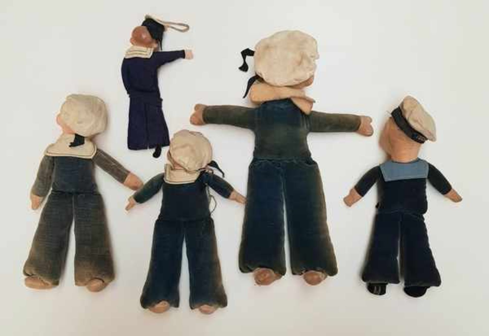 (Speelgoed) Matrozen poppenVijf Matrozen poppen, een gemerkt Norah Wellings, Holland America Line, - Image 2 of 8