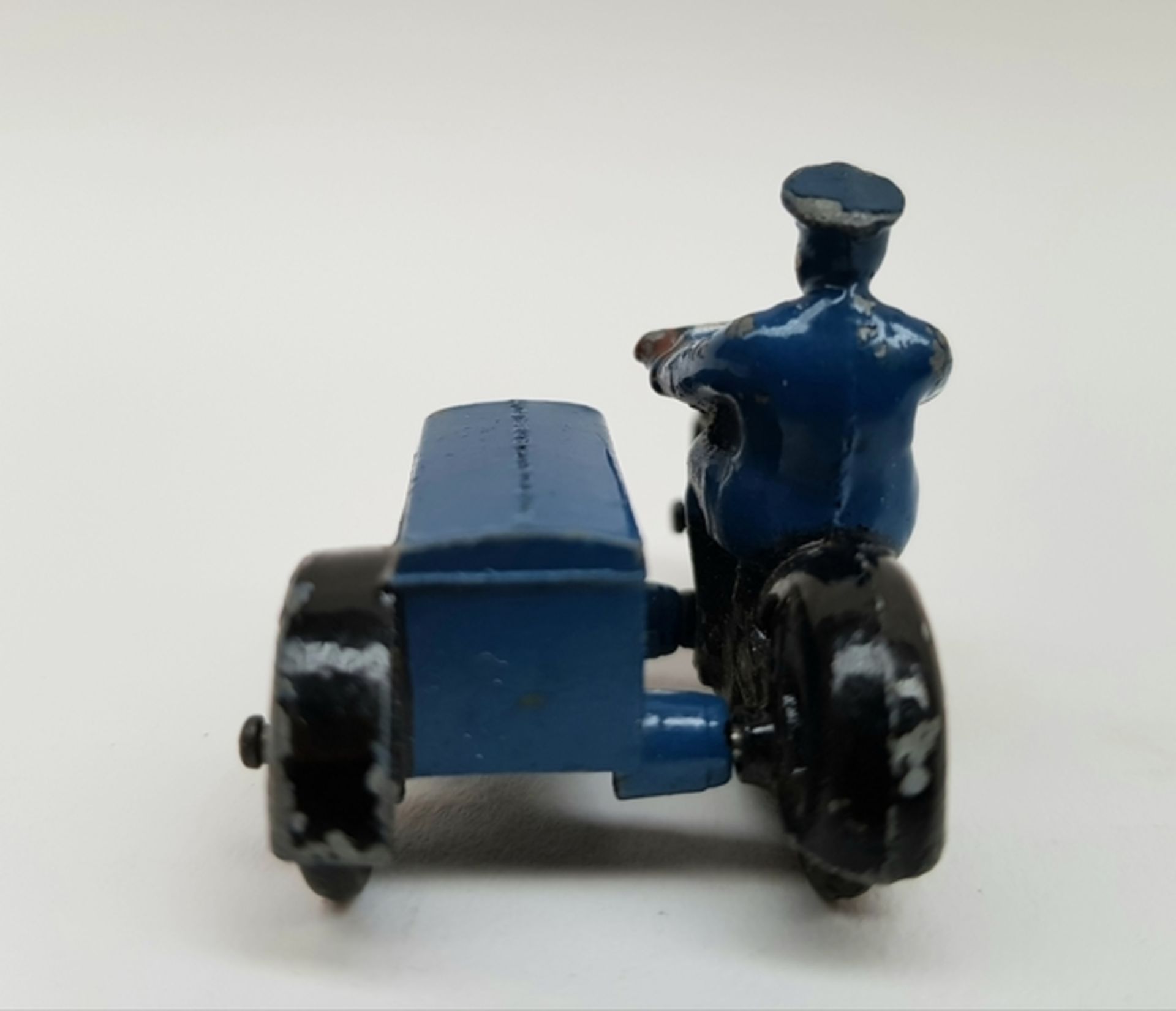 (Speelgoed) Dinky ToysLandrover, open aanhangers, politiemotor met zijspan en Massey Harris bemester - Image 11 of 15