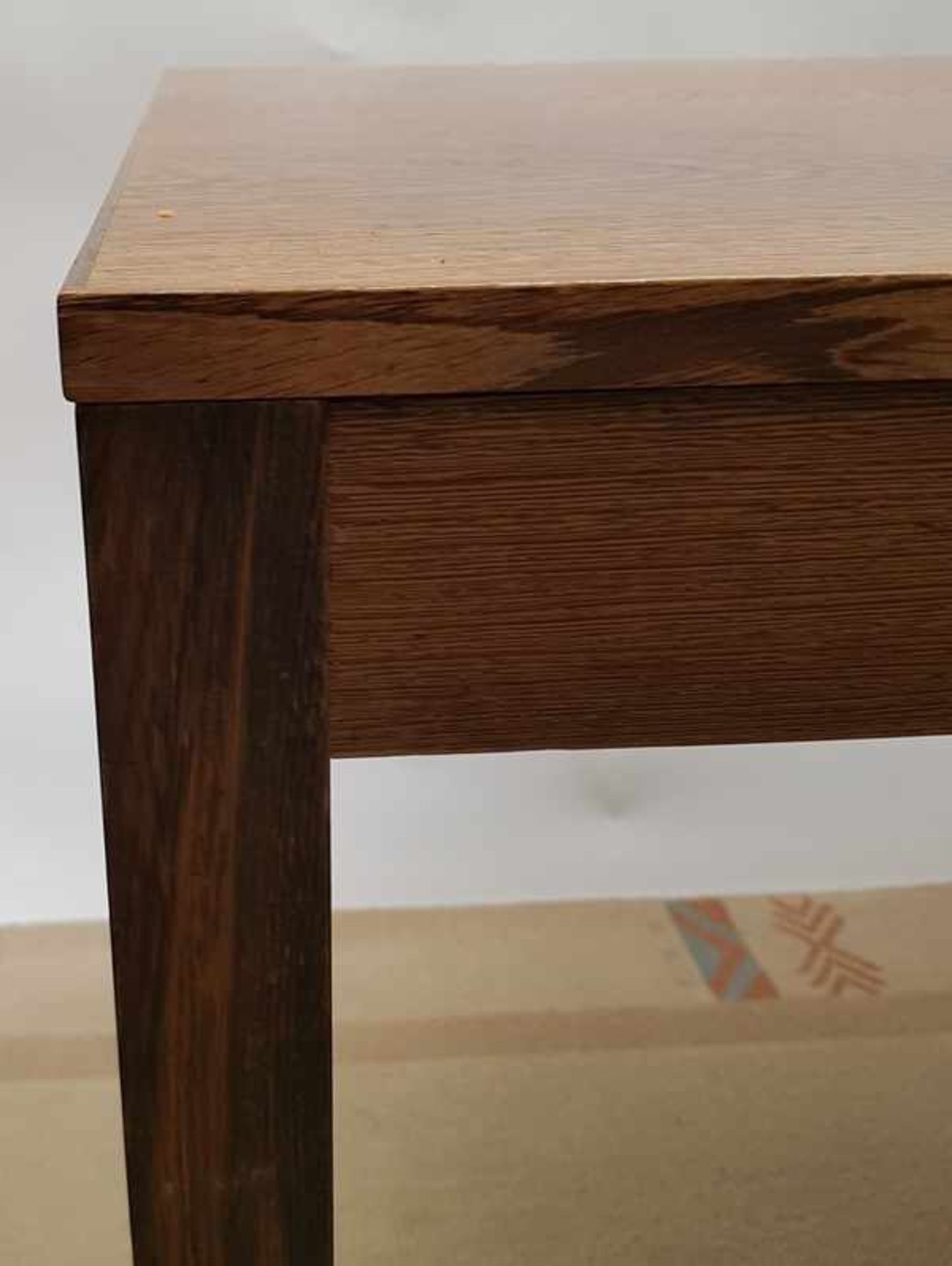 (Design) Tafel wengéTafel wengé hout, tweede helft 20e eeuw. Conditie: Verkleuring tafelblad. - Bild 3 aus 4