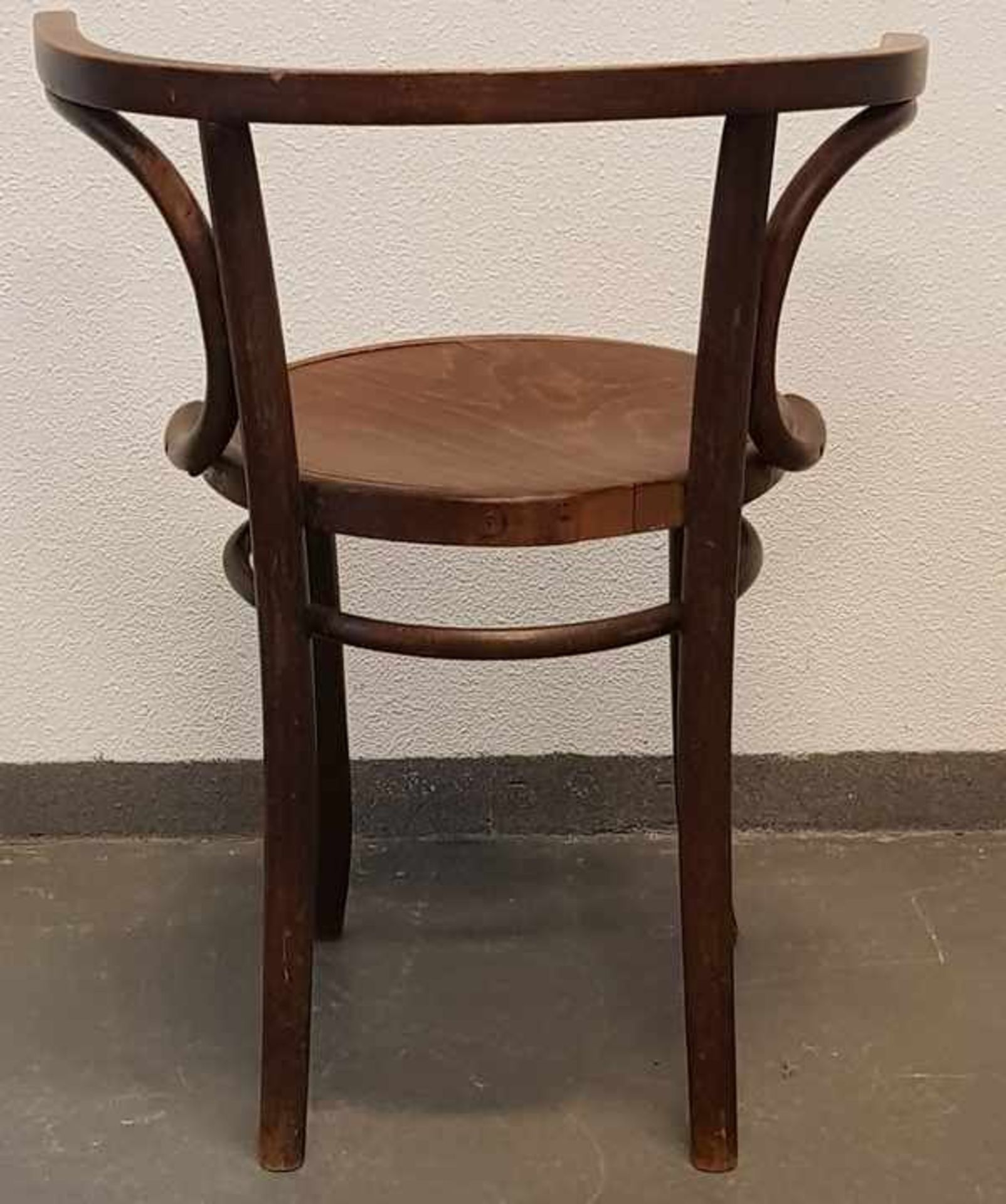 (Design) Thonet stoelThonet armstoel, begin 20e eeuw. Conditie: Beschadigingen. Afmetingen: Hoogte - Bild 3 aus 6