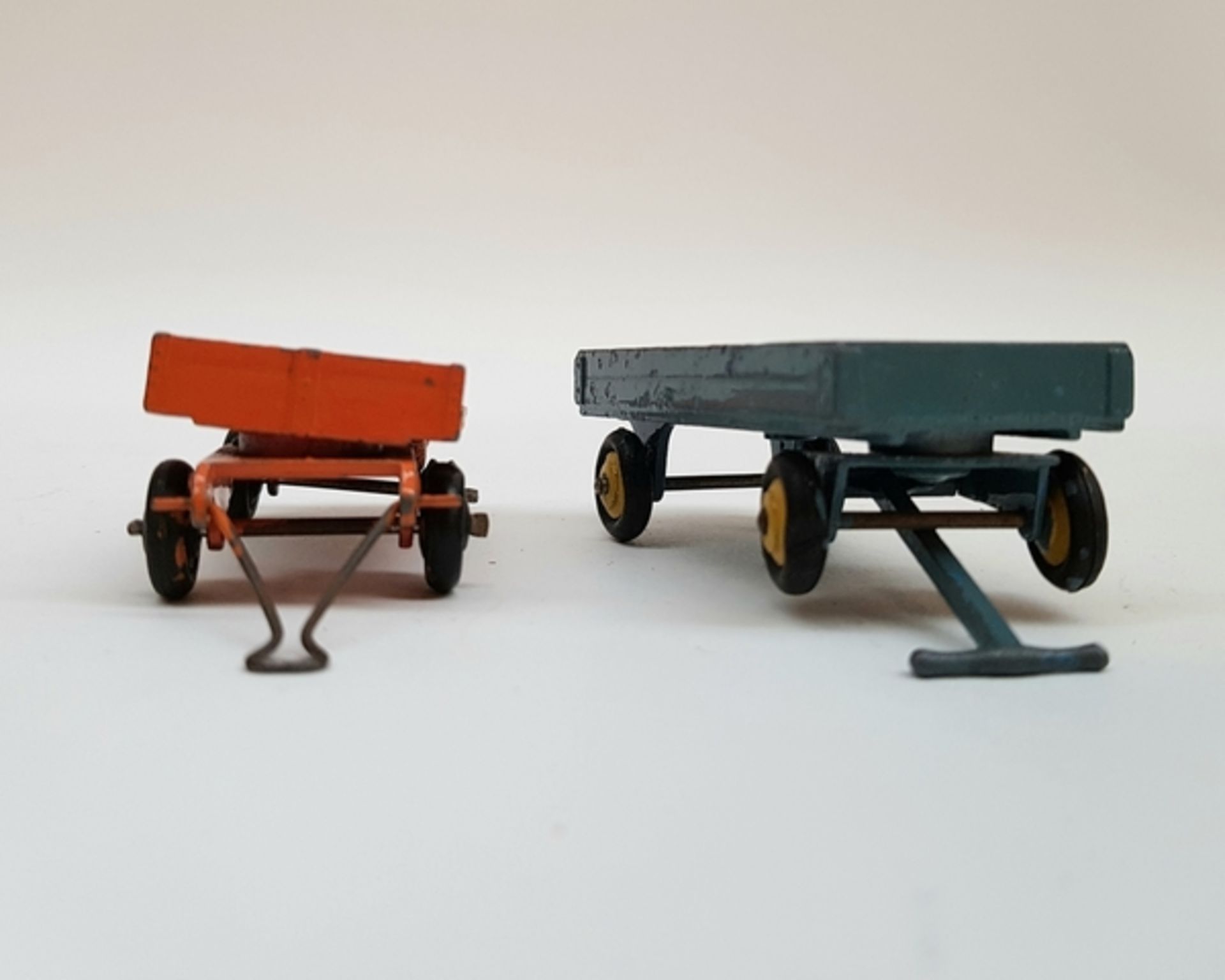 (Speelgoed) Dinky ToysLandrover, open aanhangers, politiemotor met zijspan en Massey Harris bemester - Image 13 of 15