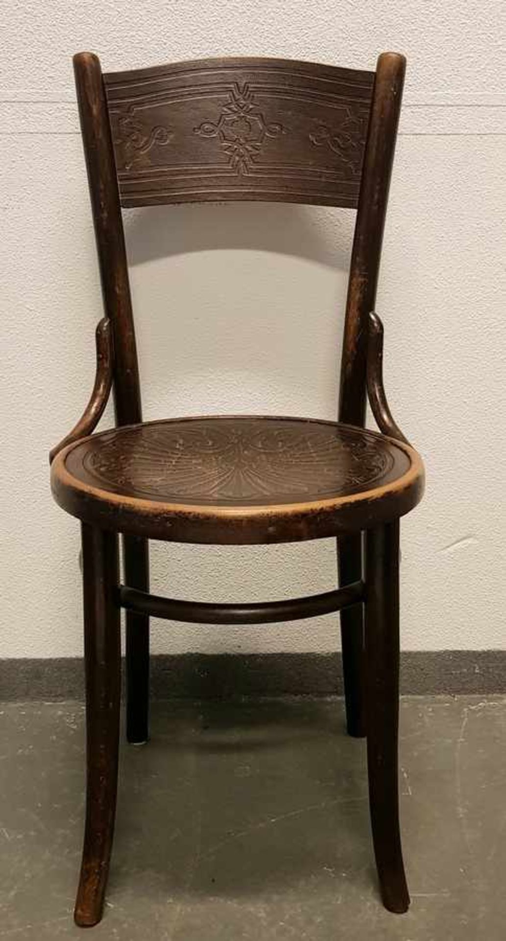 (Design) Thonet stoelenTwee Thonet stoelen, deze stoelen zijn in Polen gemaakt bij Bentwood - Bild 2 aus 7