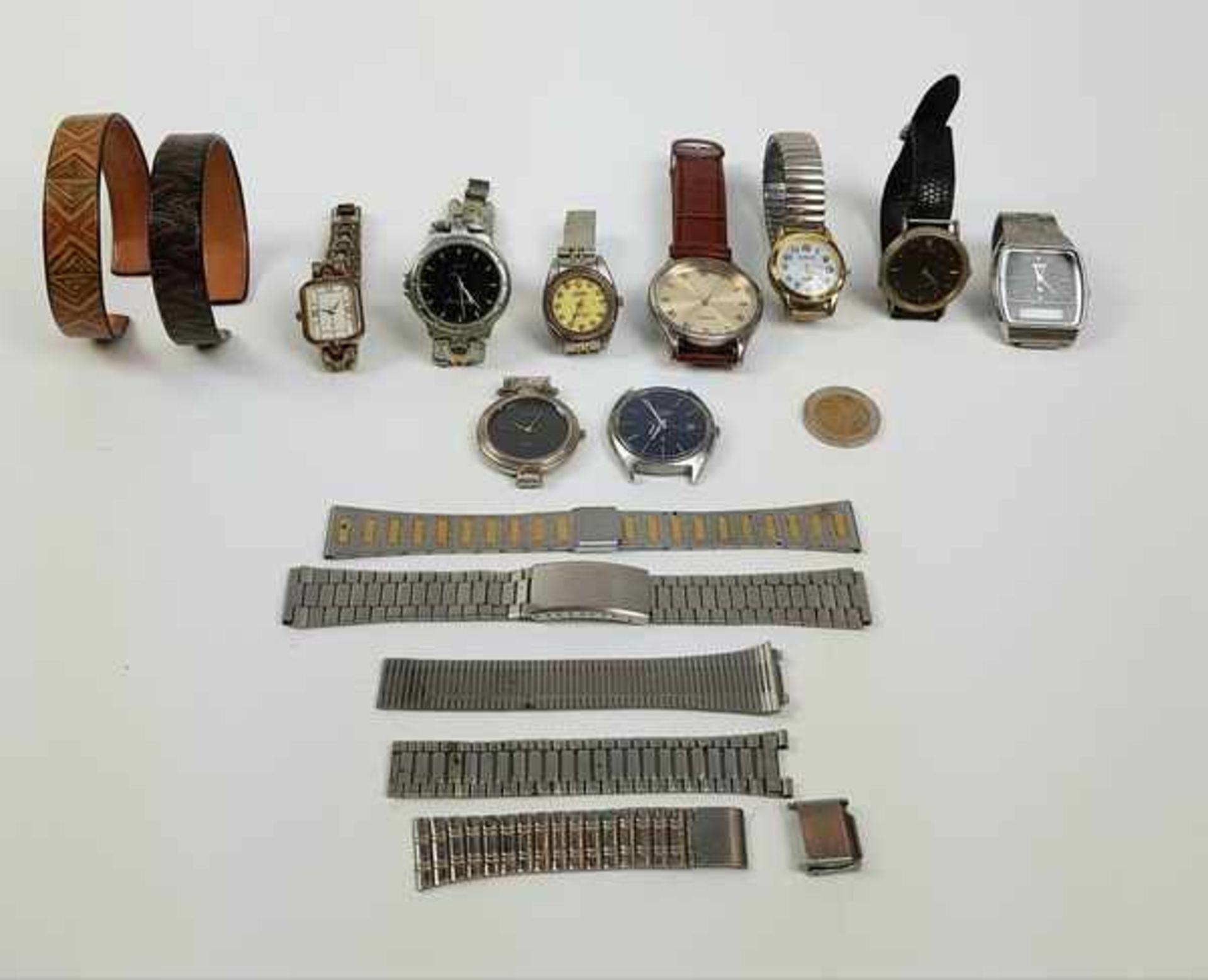 (Sieraden) Horloges en armbandenLot horloges en armbanden, veel sloop. Conditie: Beschadigingen. - Image 2 of 4