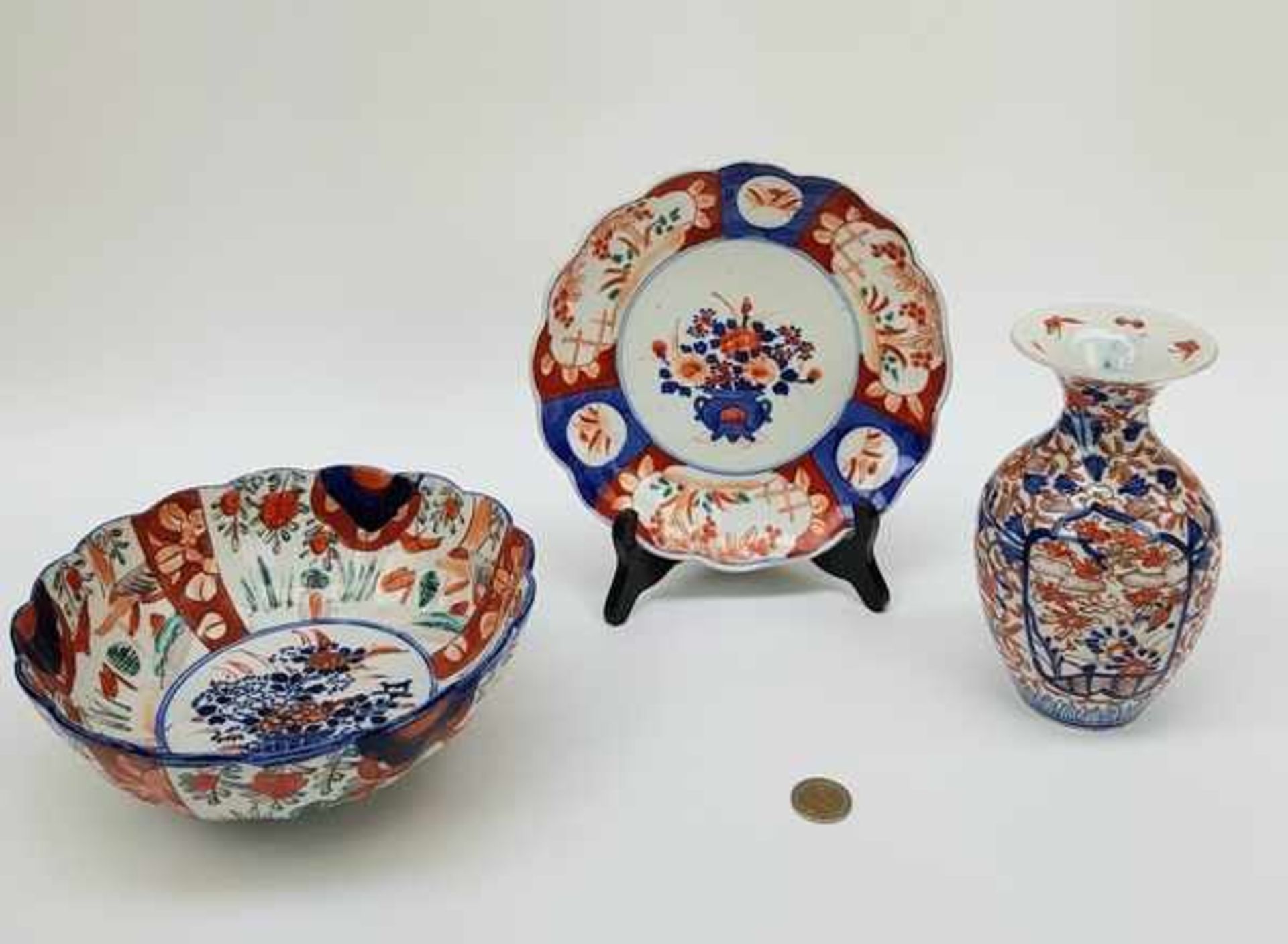 (Aziatica) Imari bord, schaal en vaas, Japan - Bild 2 aus 11