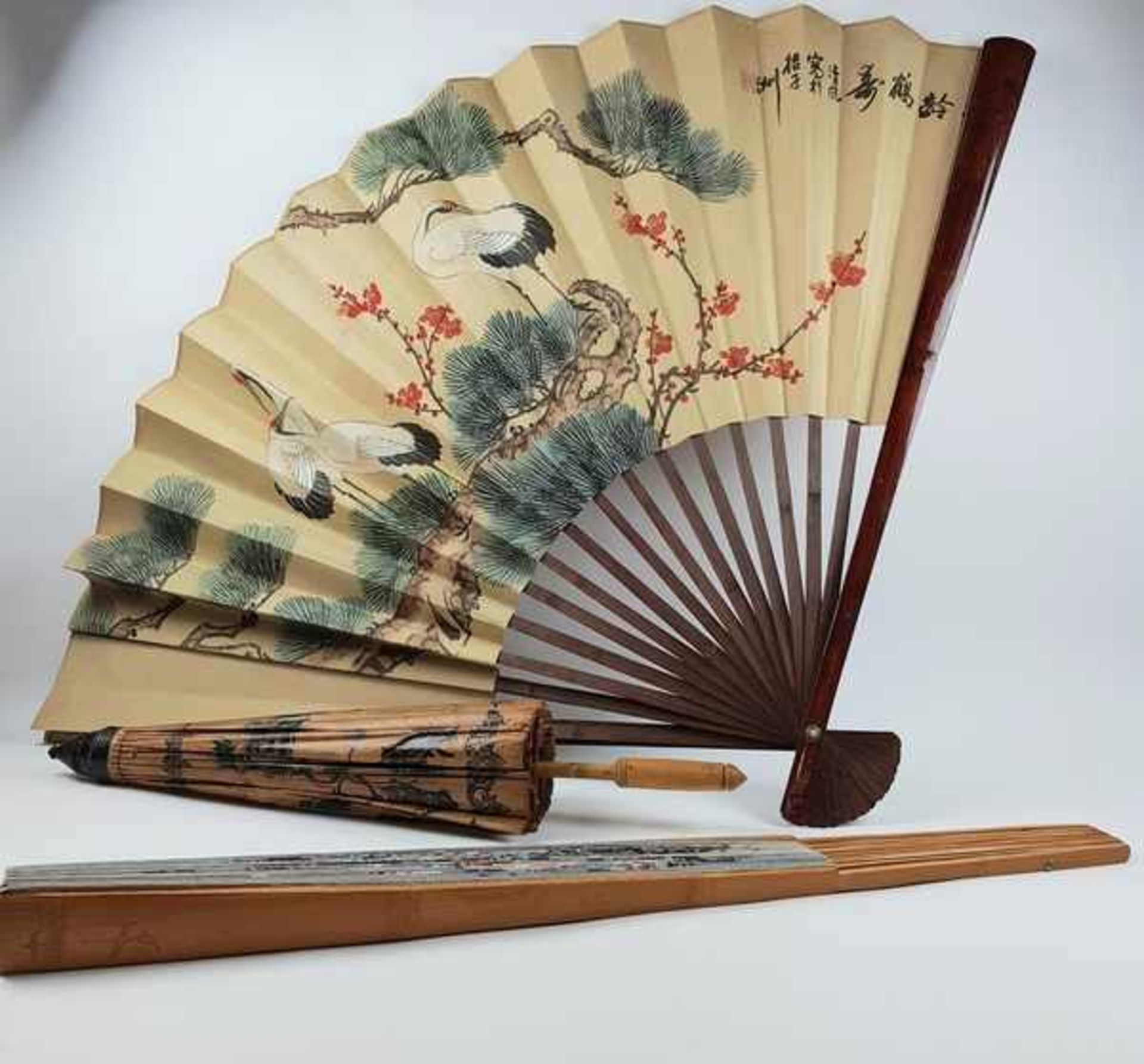 (Aziatica) Waaiers en parasol, China, eerste helft 20e eeuw