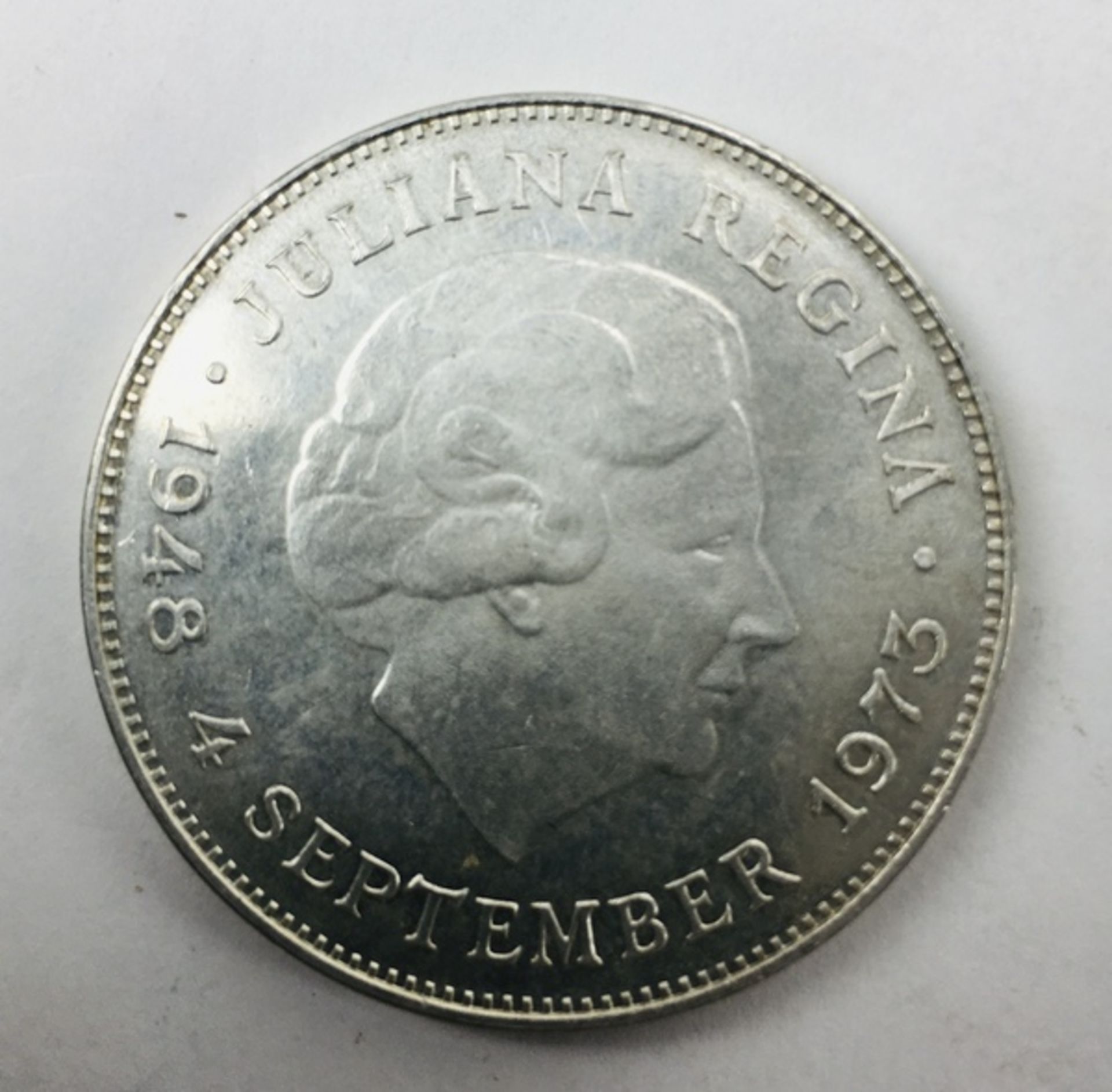 (Zilver) Zilveren muntenZeven guldens, twee rijksdaalders en twee tientjes. Conditie: Prachtig. - Bild 2 aus 3