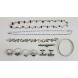 (Sieraden) Zilver en halfedelstenen etc, lot van 10 stuks diverse sieraden 20e eeuwsZilver en h