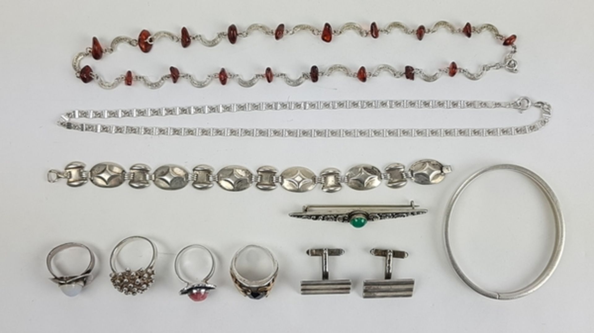 (Sieraden) Zilver en halfedelstenen etc, lot van 10 stuks diverse sieraden 20e eeuwsZilver en h