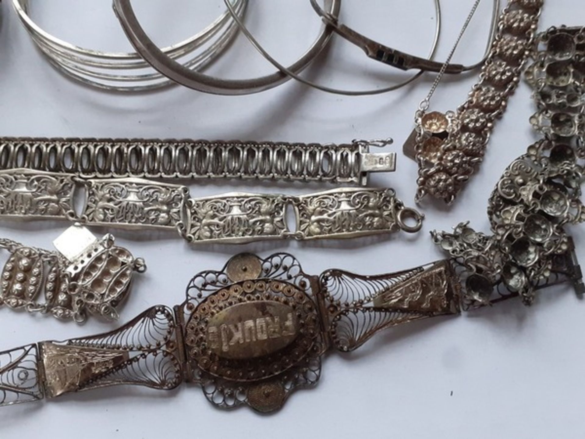 (Zilver) Zilveren armbandenDivers zilveren armbanden. Conditie: Deels beschadigd. - Bild 4 aus 5