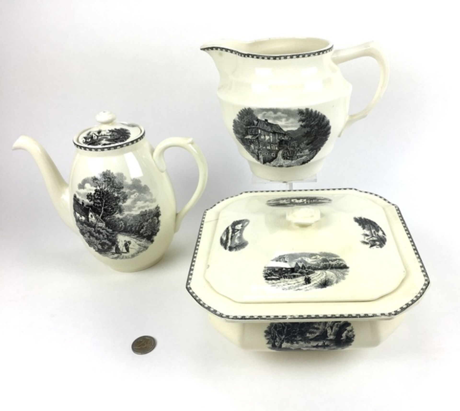 (Curiosa) Servies, Société Céramique MaestrichtKan, dekschaal en koffiepot, Société Céram - Image 7 of 16