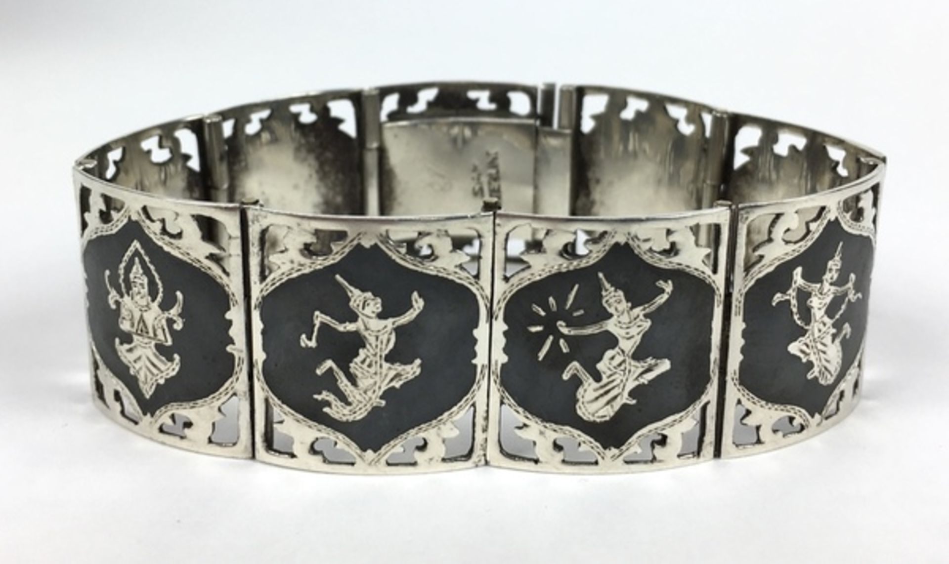 (Zilver) Zilver, armband en halskettingZilver, armband en halsketting. Midden 20e eeuw, Siam (T - Bild 5 aus 7